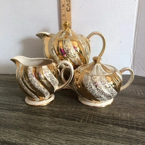 1940s  Sadler England Gold Chintz Swirl Tea Set - Picture 9 of 13